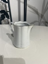 Elégante mini cafetière - elégante, en