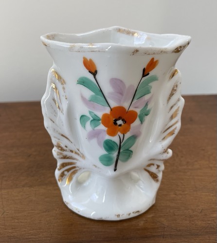 Petit vase ancien décor