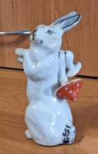 Figurine porcelaine russe URSS de conte de fées Lièvre avec mouche champignon...