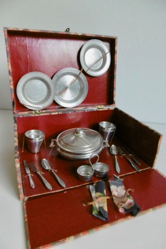 Jolie dinette ancienne - jolie,