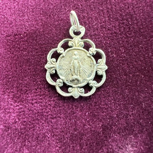 Ancienne médaille religieuse