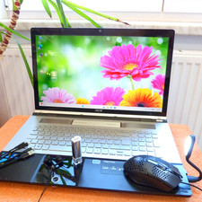 Acer 8943 ETHOS MAX Cinéma 18