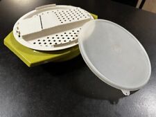 RAPE TUPPERWARE AVEC SON PLAT RECEPTACLE ET SON COUVERCLE