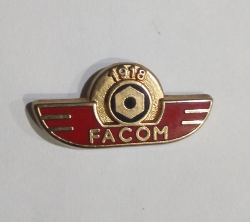 Pin logo facom 1918 - pin's,