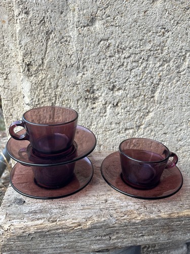 Tasses café et sous - café,