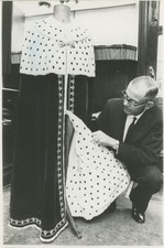 Manteau royal pour l'investiture du prince de Galles  Vintage silver Print