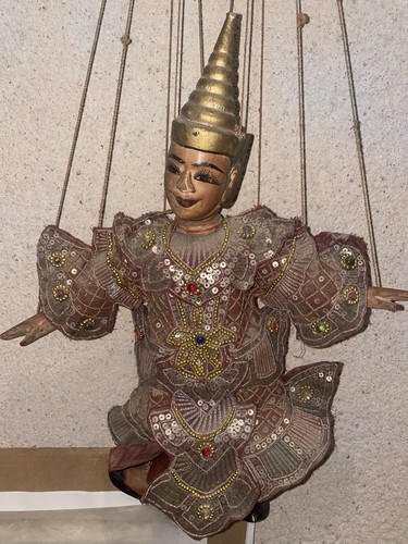 Ancienne marionnette birmane