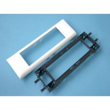 Legrand 10956 - Support MOSAIC pour Goulotte DLP couv 65 mm 6 modules BLANC