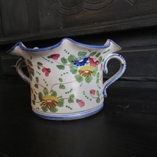 Petit cache-pot peint à la