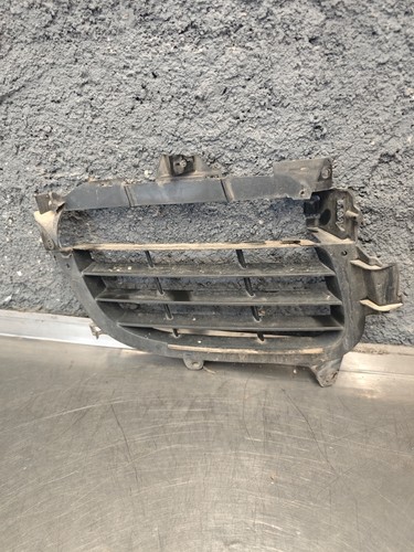 Grille parechoc droit - parechoc,