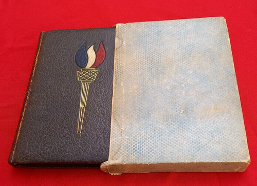 Livre illustré sous - coffret,