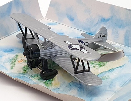 Lledo 10cm wide wingspan - 10cm,