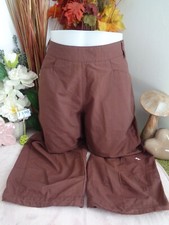 Vêtement occasion femme : Pantacourt " Decathlon Quechua " - T : 42