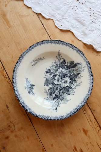 Assiette creuse terre fer - assiette,