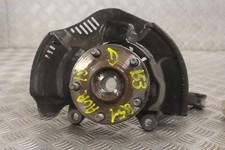 Fusée / moyeu avant droit Toyota Auris tous modèles jusqu’à dec 2012 sauf 177ch