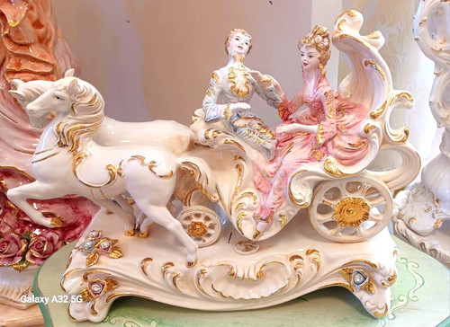 Petite statue porcelaine - petite,