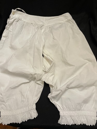 Ancienne culotte fendue - culotte,