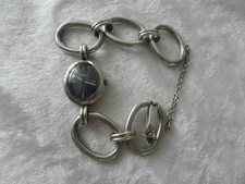 Ancienne montre bracelet Art