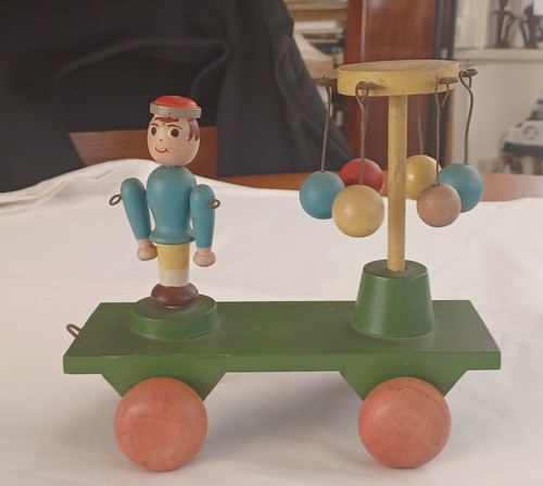 Ancien jouet bois un - bois,