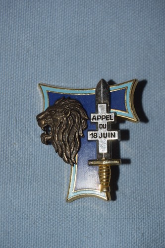 B145 insigne militaire - , appel