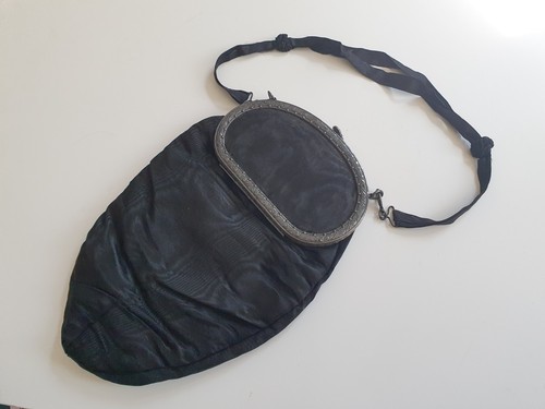 Minaudière réticule sac