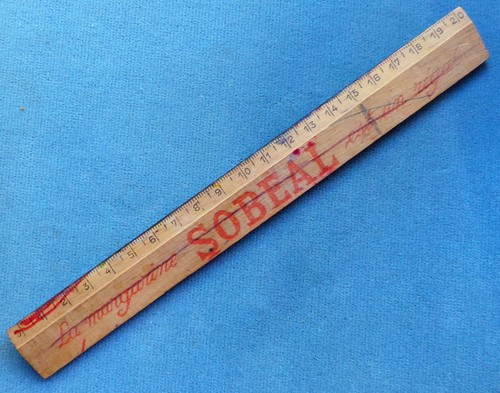 Ancienne règle bois - règle, en