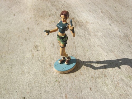 Figurine atlas tomb - atlas, raider