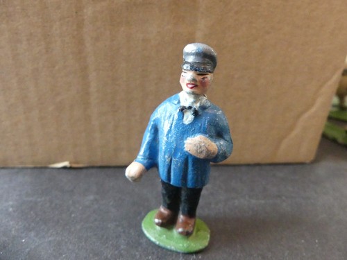 Figurine quiralu ferme - quiralu,