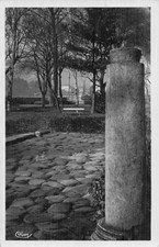 38 VIENNE JARDIN PUBLIC VOIE ROMAINE ET BORNE MILLIAIRE