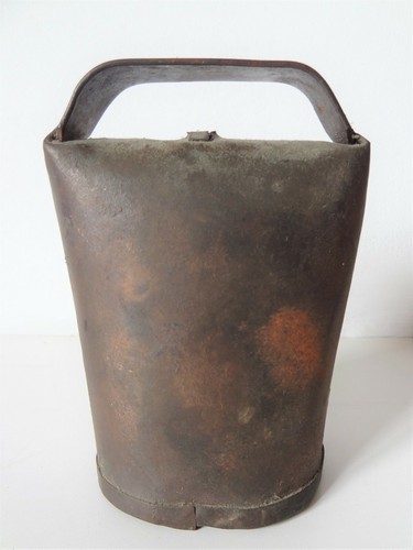 Ancienne cloche sonnaille art - cloche,