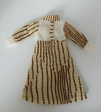 Vêtement pour poupée barbie