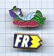 Pin's TV / Denver le dernier dinosaure ©1988 IDDH WEP FRANCE 3 Série + logo FR3