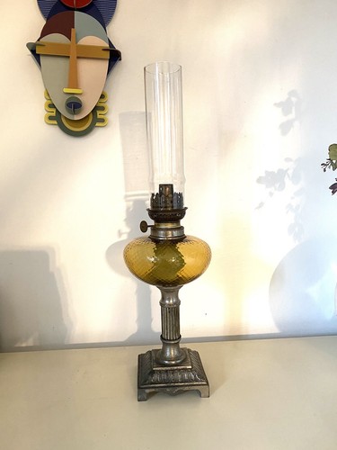 Ancienne lampe pétrole - ancienne,