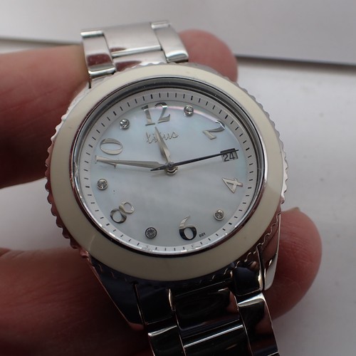 Elegante montre feminine - montre,