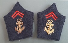 Pattes de Col brodées or