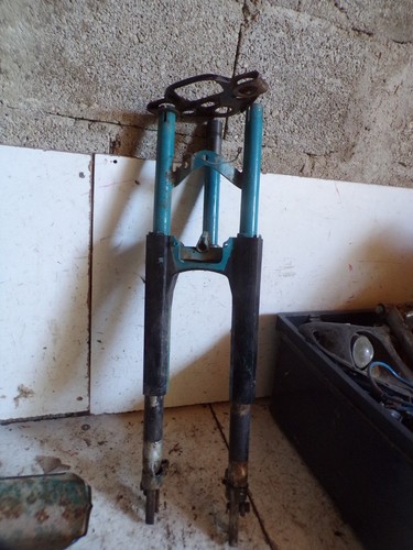 Fourche mobylette 103 - un, tube