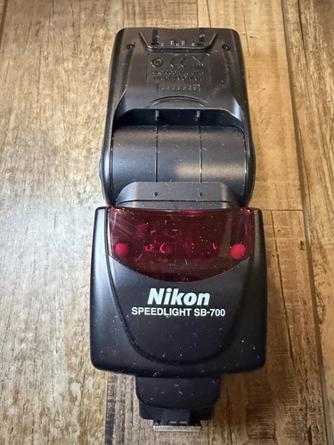 Nikon 700 speedlight - nikon,