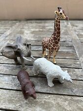 LOT 4 Figurines ANIMAUX SAUVAGE GIRAFE ELEPHANT OURS  Papo Schleich et Bullyland