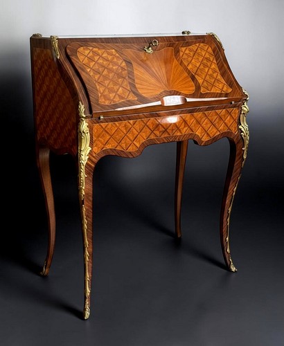 Bureau dos ane ancien - dos,