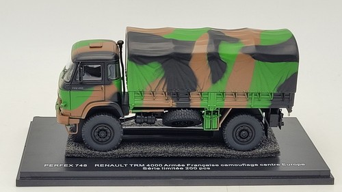 Camion militaire renault - militaire,