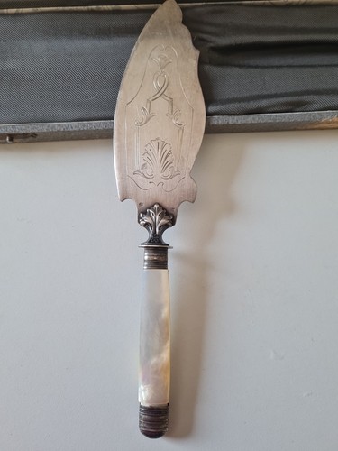 Superbe pelle tarte metal - a,