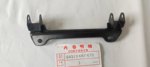 Honda spacy 125 fixation - 125,