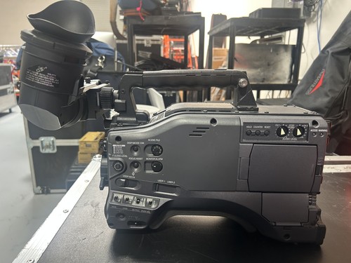 Panasonic shoulder mounted - panasonic,