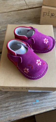 Pipit flower embroidered baby - embroidered,