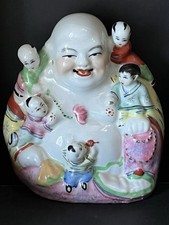 CHINE GRAND BOUDDHA RIEUR PORCELAINE FAMILLE ROSE PERIODE REPUBLIQUE HT.22CM.