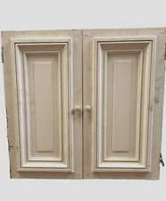 paire de petite portes simple faces de placard en sapin massif  . XX siècle .