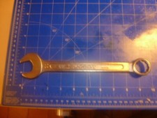 Clé plate à oeil Peugeot 22