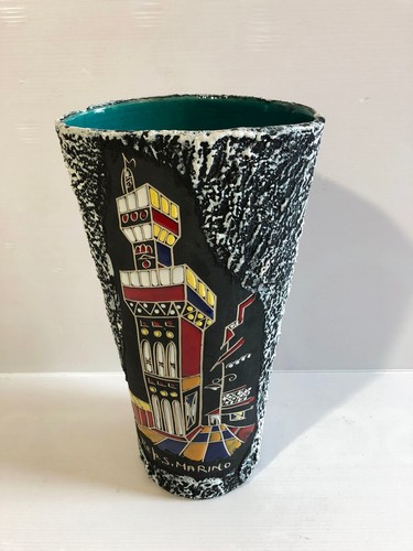 Superbe vase san - san, marino