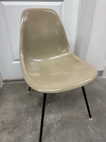 Herman miller eames - herman, fiberglass