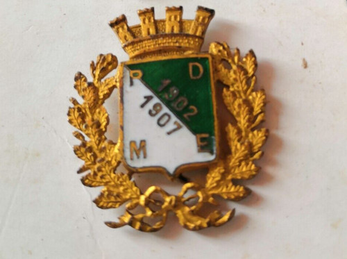 Insigne blason ecusson - blason, emaille